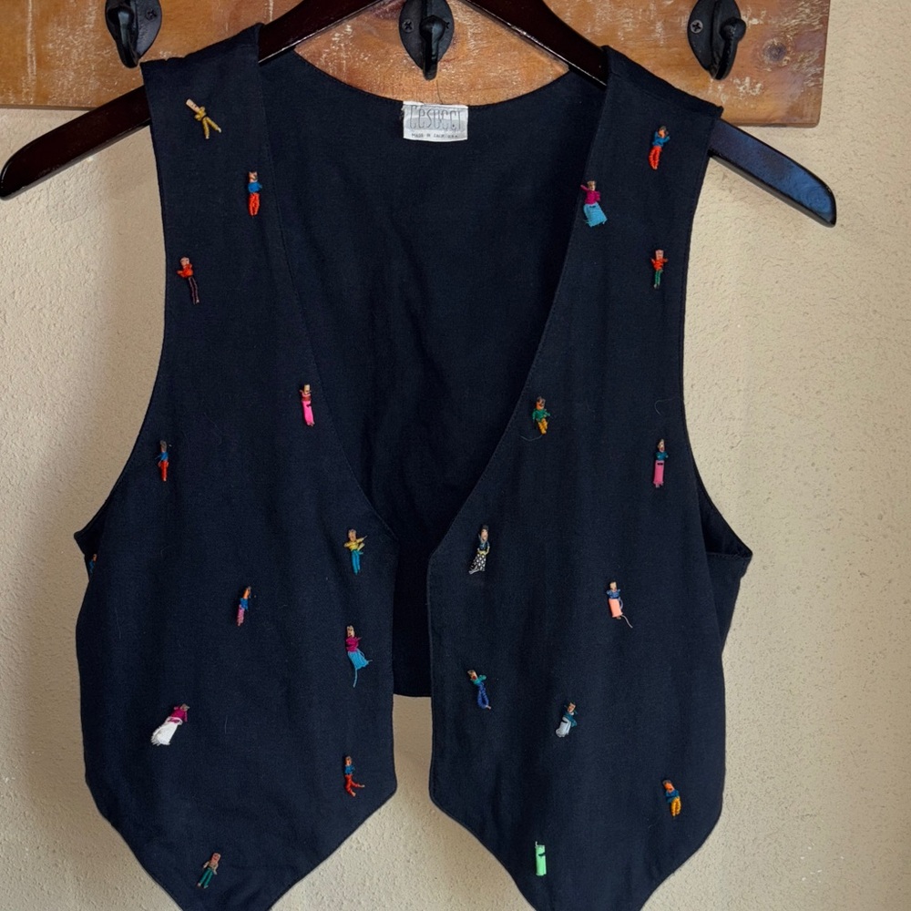 Vintage late 80s early 90’s vest with doll embroidery